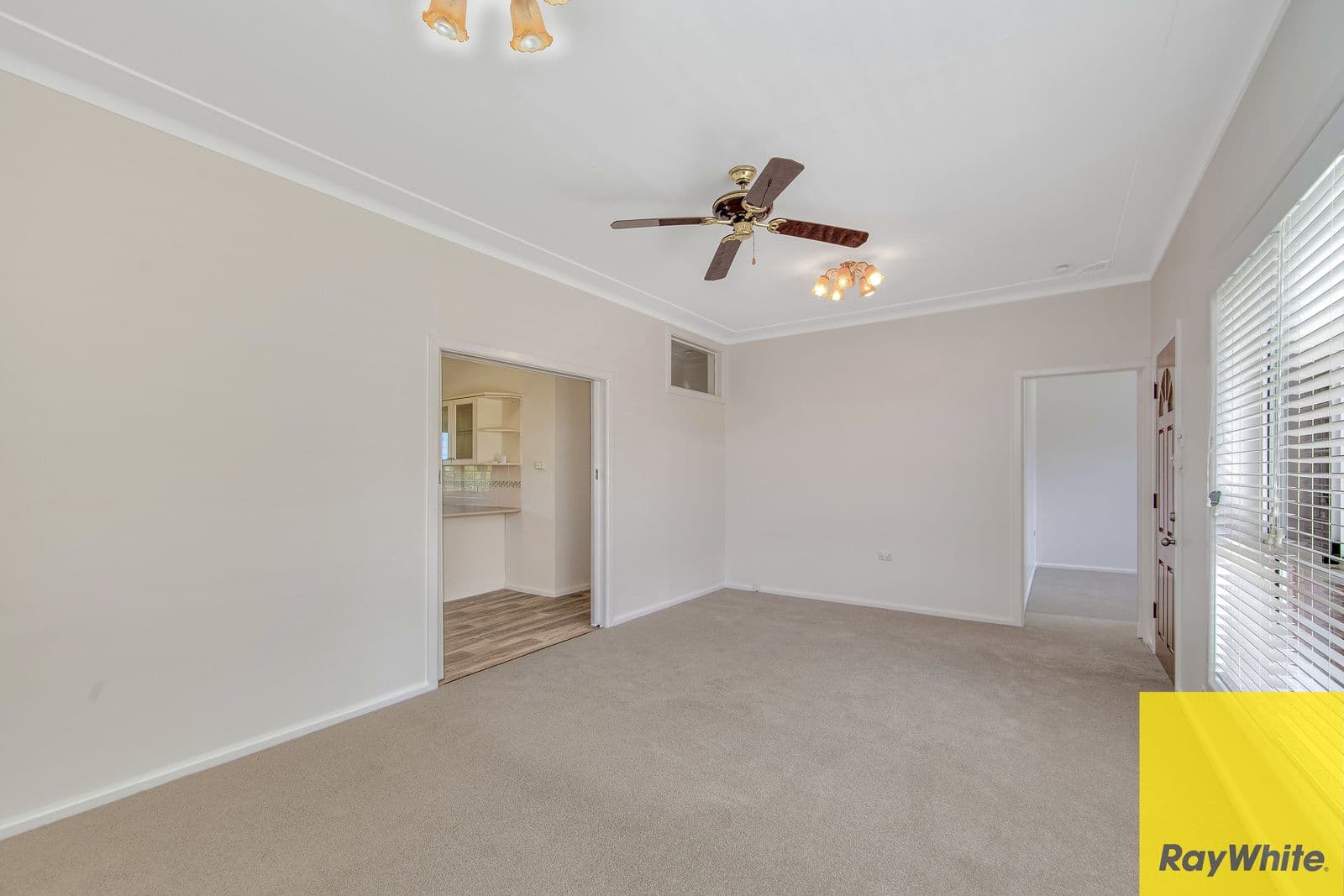 35 Camellia Circle, Woy Woy NSW 2256, Woy Woy - Thumbnail 4