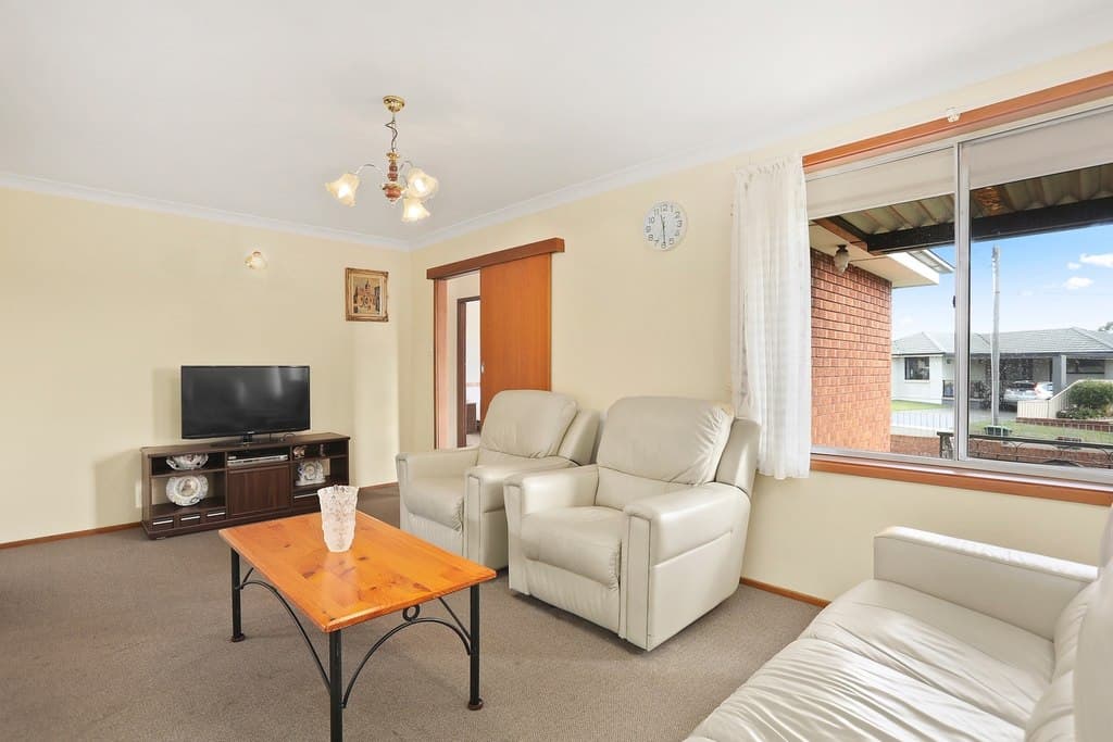 6 Ferrington Crescent, Liverpool - Thumbnail 3
