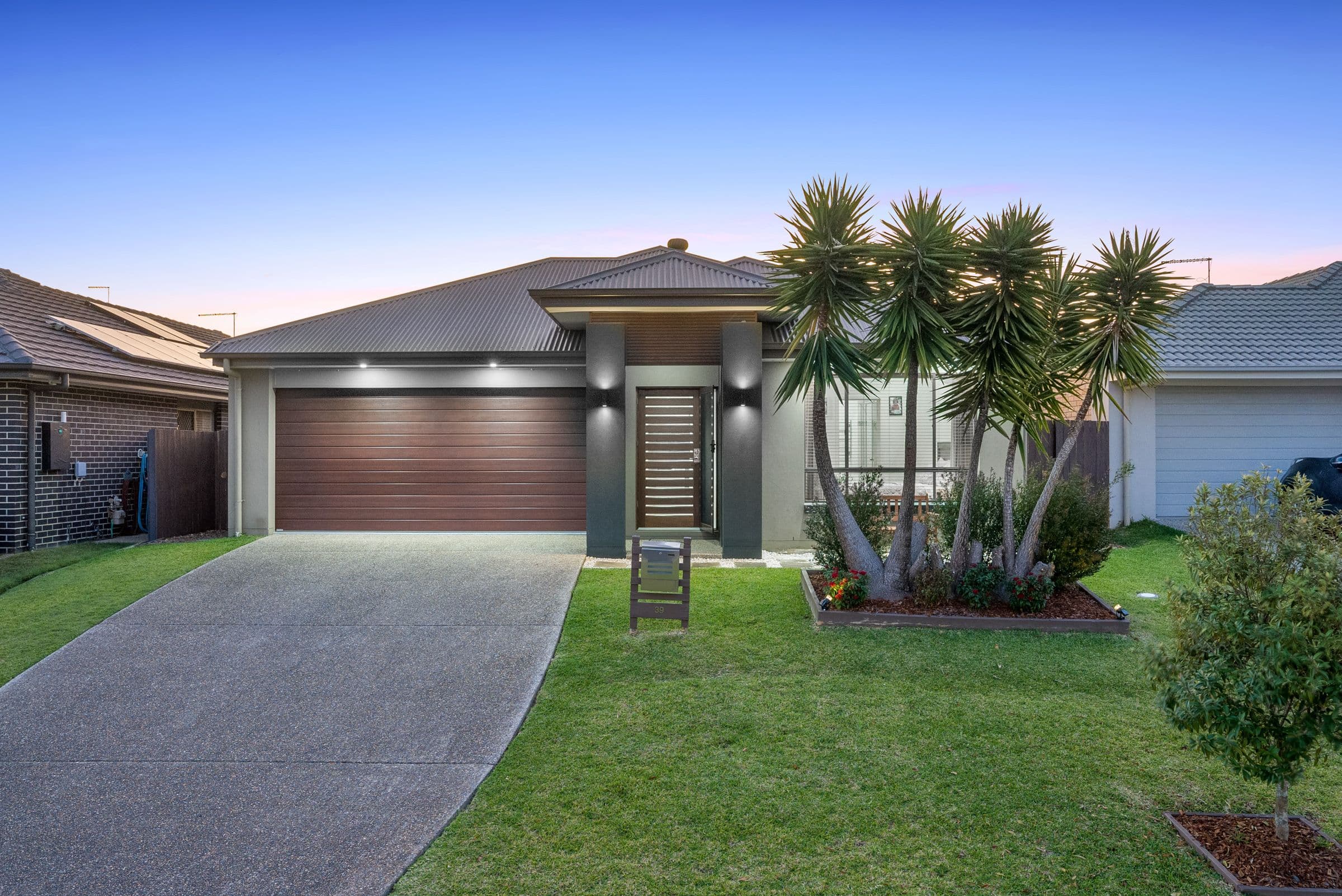 39 Ravensbourne Crescent, North Lakes QLD 4509, North Lakes - Image 1