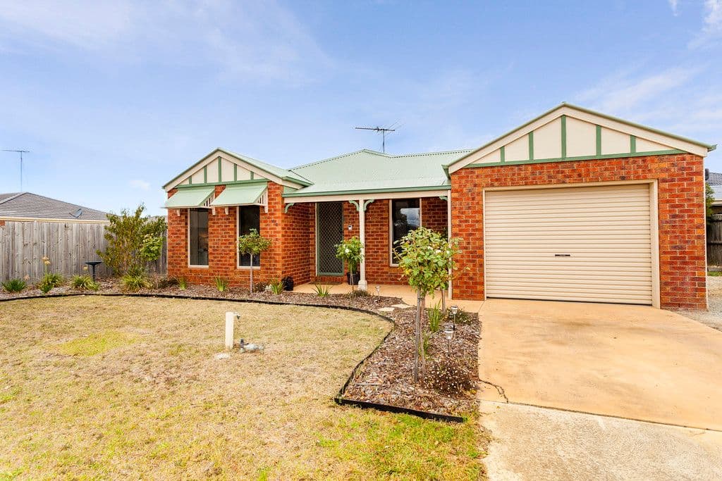 28 Carstairs Close, GROVEDALE VIC 3216, Grovedale - Image 1