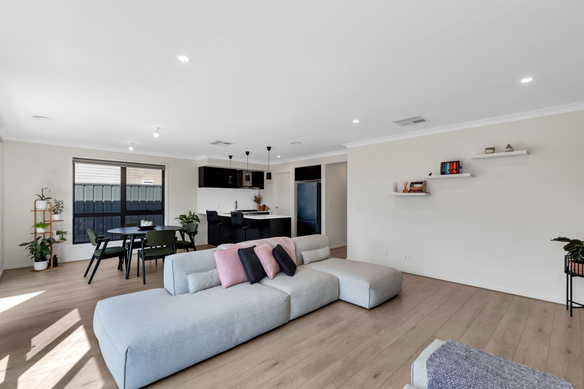 6 Attadale Avenue, Werribee VIC 3030, Werribee - Thumbnail 5