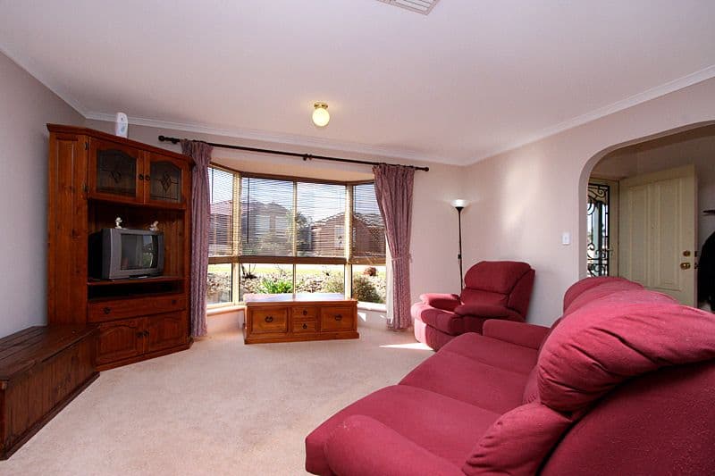 4 Queens Court, BLAKEVIEW SA 5114, Blakeview - Thumbnail 4