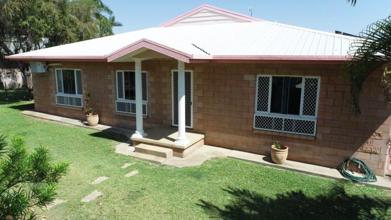 12 Lister Street, Mosman Park QLD 4820, Mosman Park - Thumbnail 3
