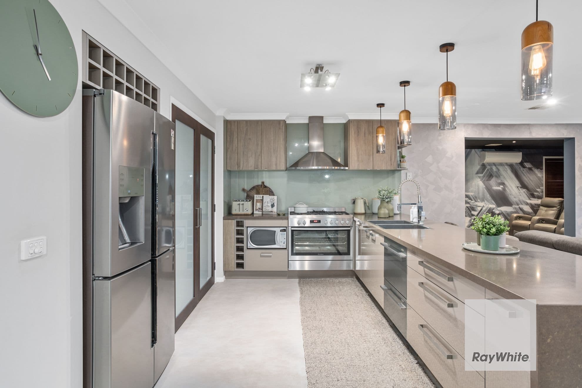 3 Vaucluse Boulevard, Taylors Hill VIC 3037, Taylors Hill - Thumbnail 4