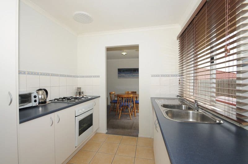 33 Szer Way, CARRUM DOWNS VIC 3201, Carrum Downs - Thumbnail 2