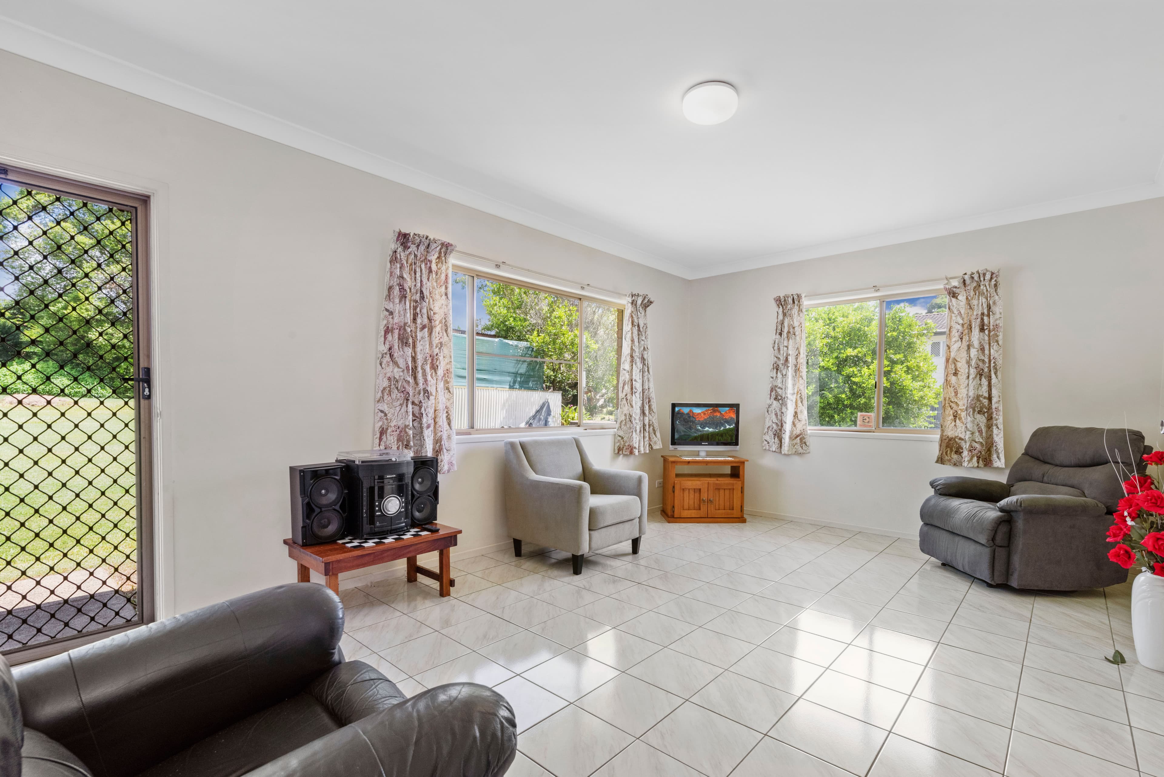 2 North Street, Beerwah QLD 4519, Beerwah - Thumbnail 7