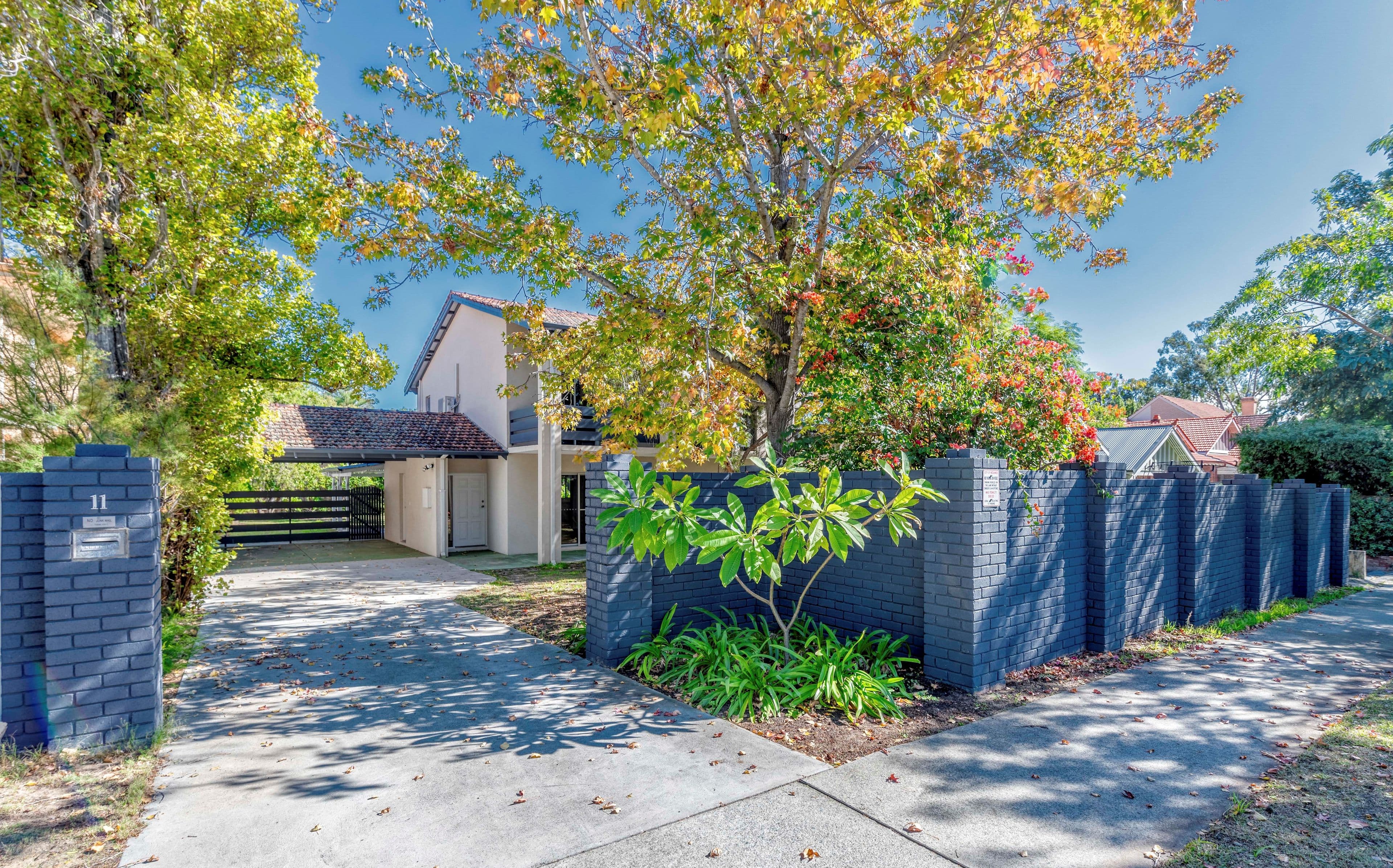 11 Archdeacon Street, Nedlands WA 6009, Nedlands - Thumbnail 2