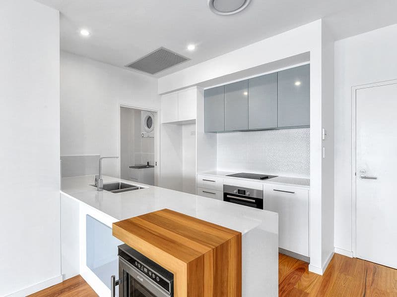 24 Ernest Street, Morningside QLD 4170, Morningside - Thumbnail 2