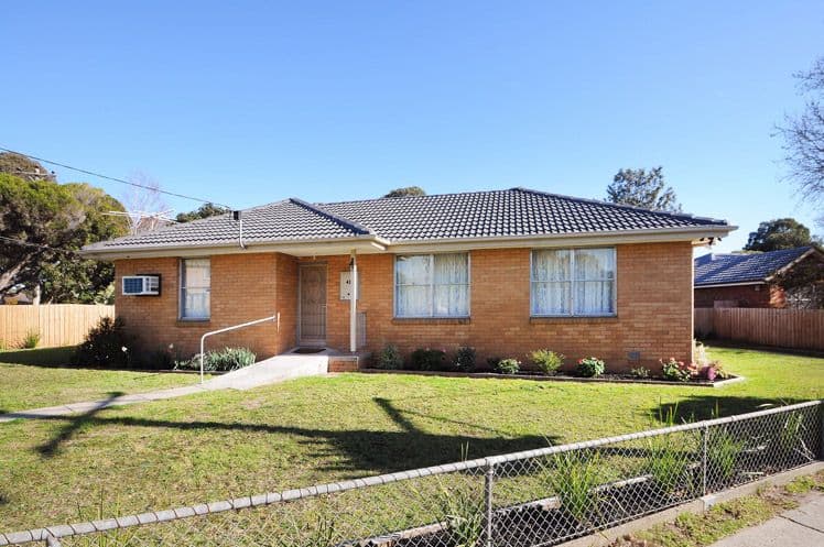 41 Moreton Street, Frankston North VIC 3200, Frankston North - Image 1