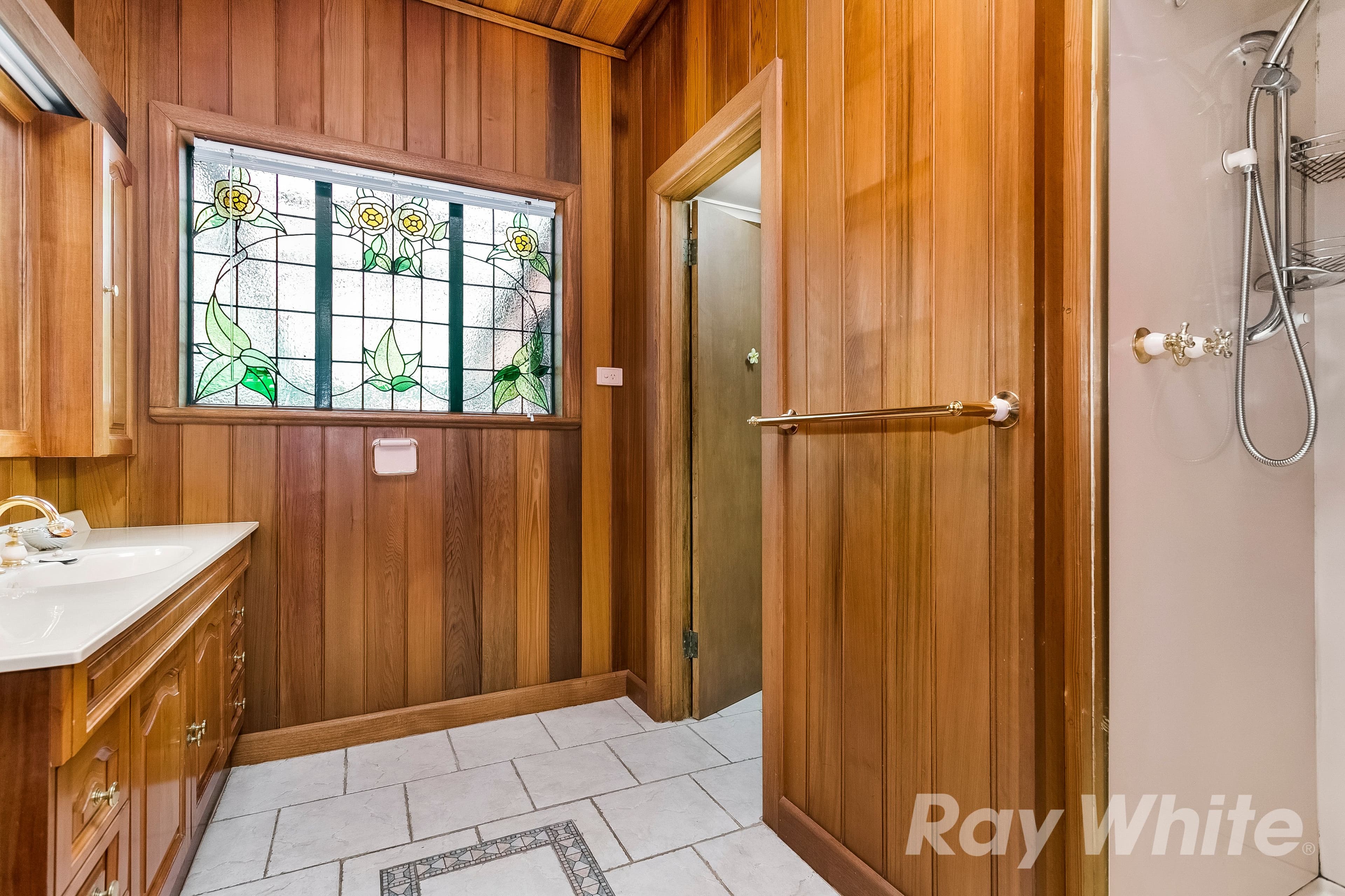 1 Carmel Avenue, Mount Waverley VIC 3149, Mount Waverley - Thumbnail 3