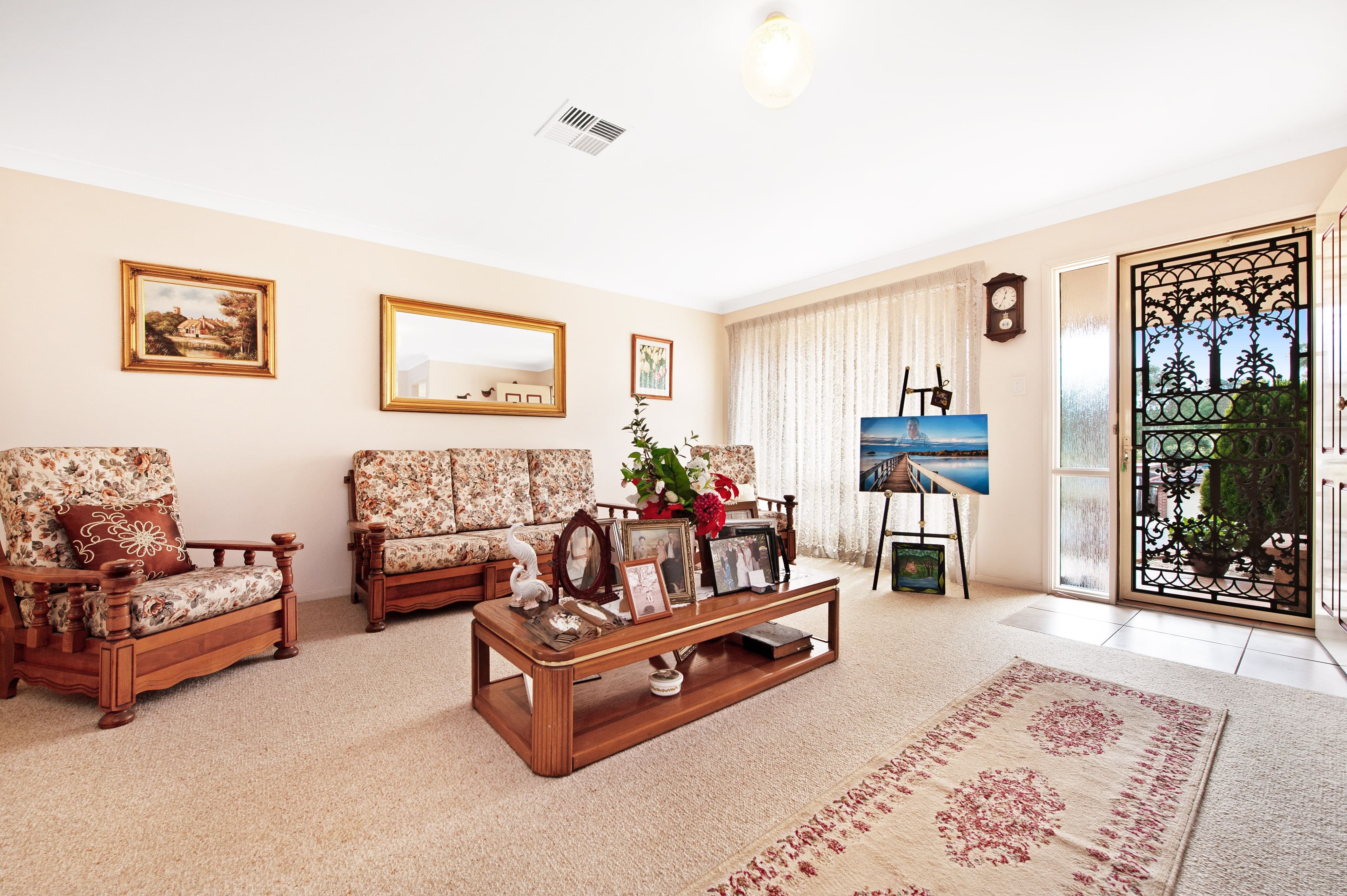 108 Budgeree Drive, Aberglasslyn - Thumbnail 2