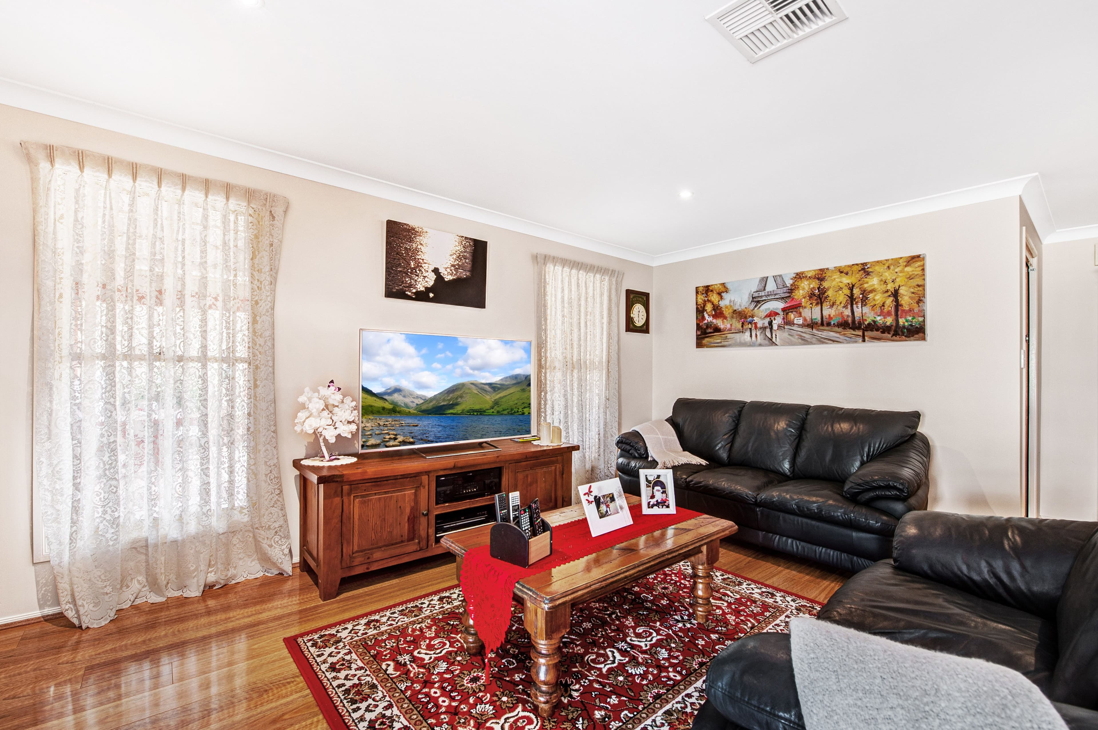 108 Budgeree Drive, Aberglasslyn - Thumbnail 3