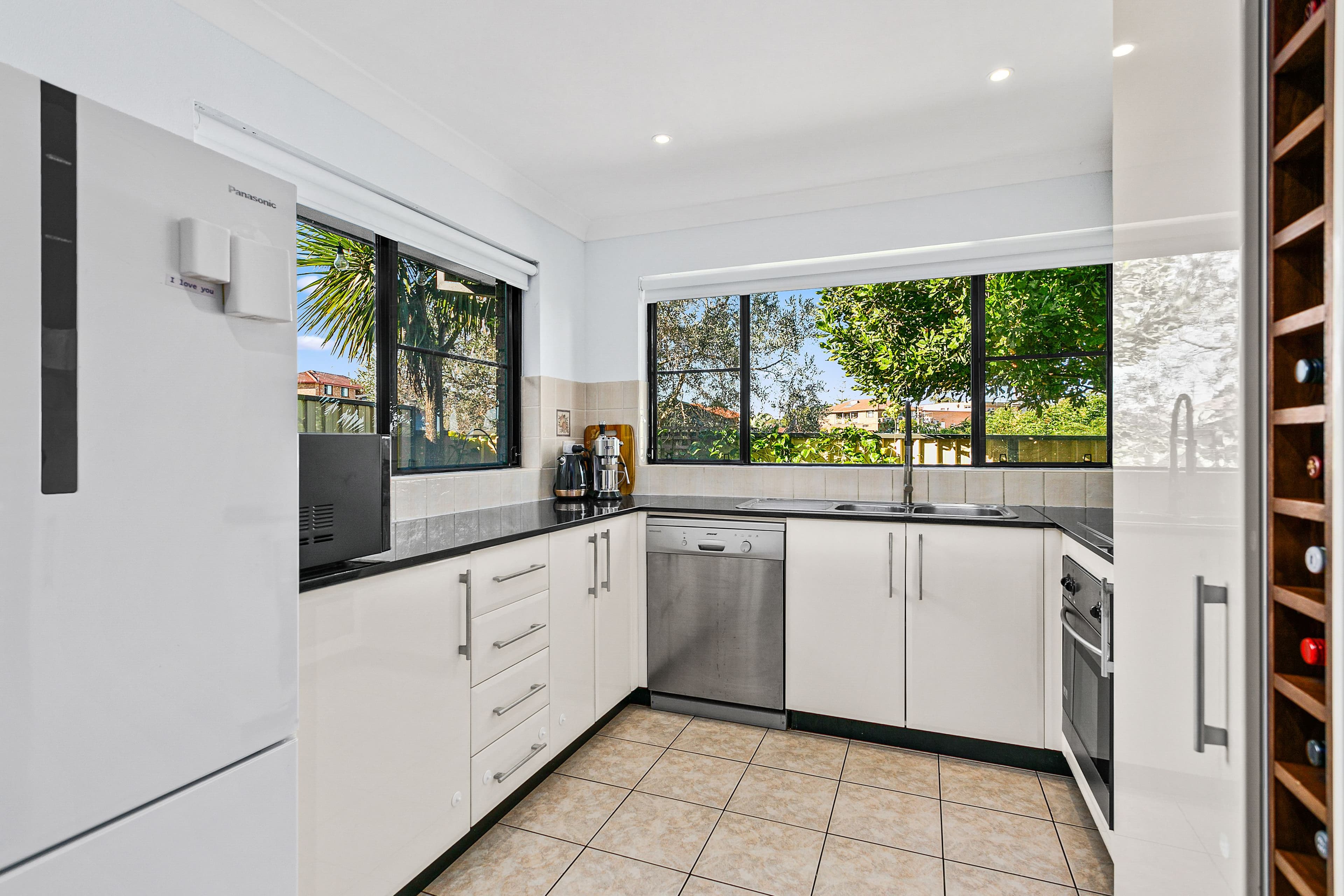 6-8 Melinda Grove, Lake Heights NSW 2502, Lake Heights - Thumbnail 3