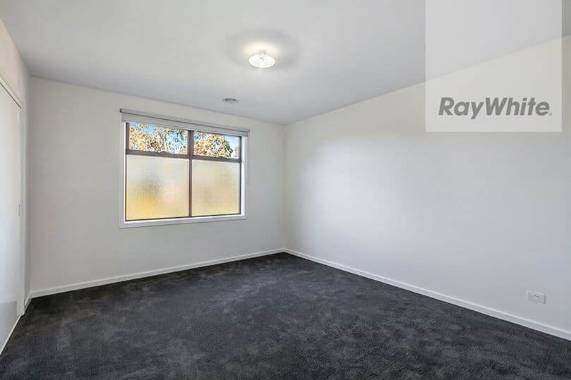 41 Hurlstone Crescent, Mill Park VIC 3082, Mill Park - Thumbnail 6