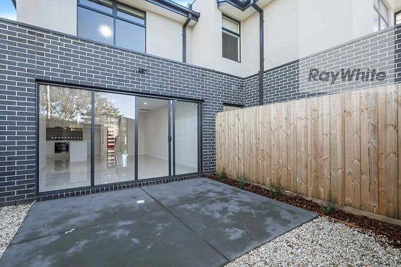 41 Hurlstone Crescent, Mill Park VIC 3082, Mill Park - Thumbnail 8