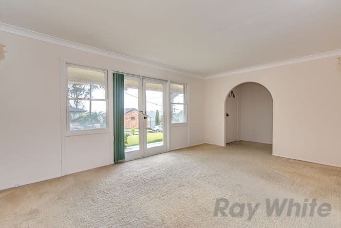 82 Alhambra Avenue, Macquarie Hills NSW 2285, Macquarie Hills - Thumbnail 3
