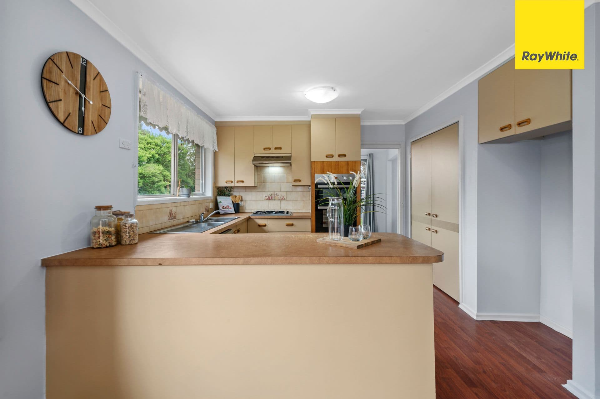7 Rathdowne Circuit, Melton West VIC 3337, Melton West - Thumbnail 4