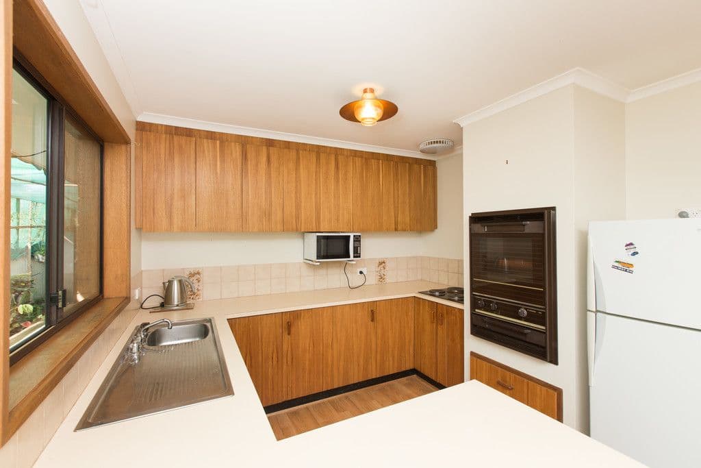 12 Richardson Avenue, Red Cliffs VIC 3496, Red Cliffs - Thumbnail 3