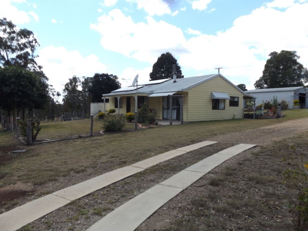 63 Hillsdale, Kingaroy QLD 4610, Kingaroy - Thumbnail 2