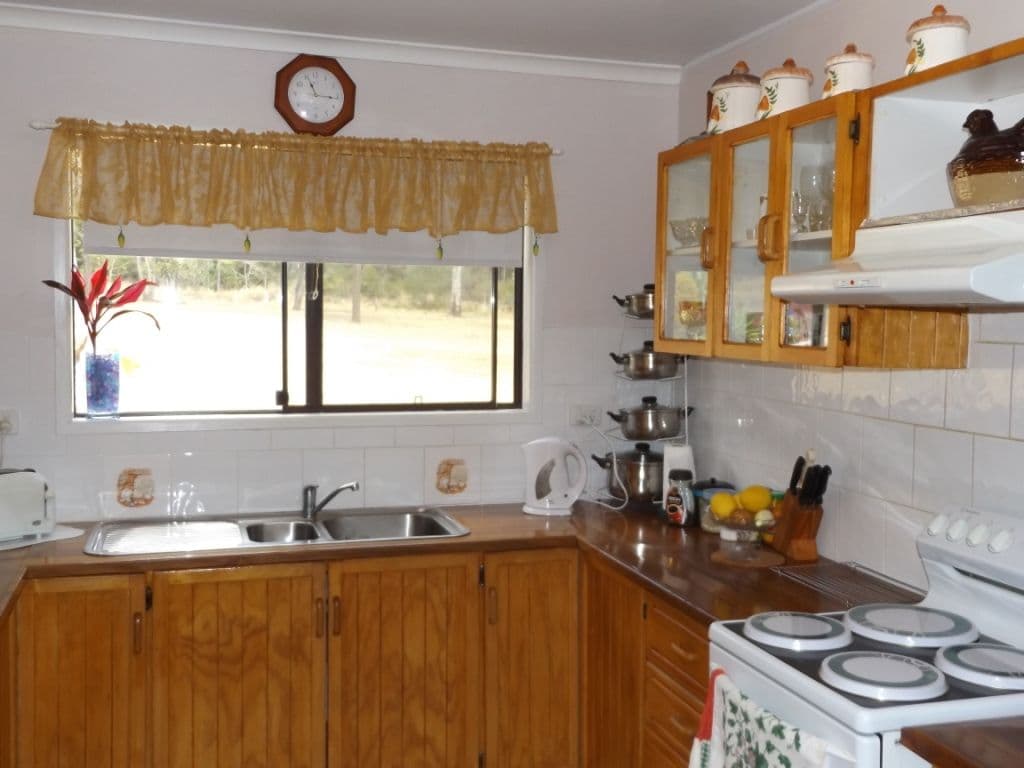 63 Hillsdale, Kingaroy QLD 4610, Kingaroy - Thumbnail 3