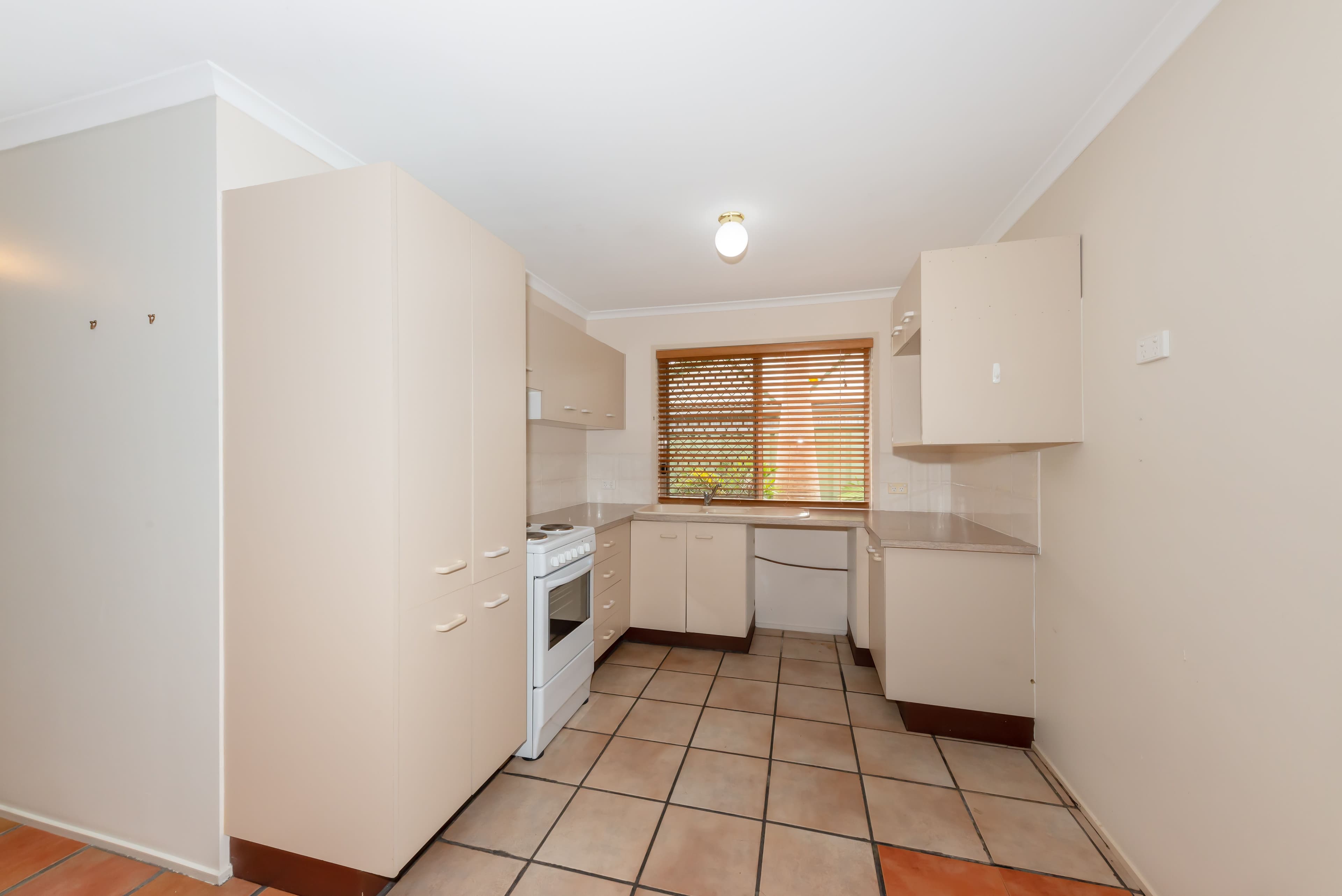 25 Newbury Crescent, Lawnton QLD 4501, Lawnton - Thumbnail 3