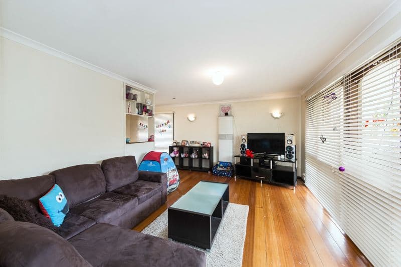 4 Hunter Street, MELTON SOUTH VIC 3338, Melton South - Thumbnail 4