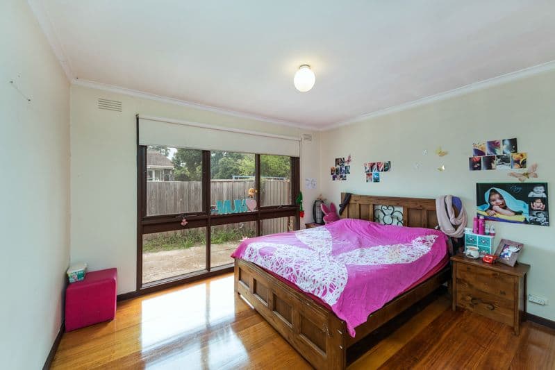 4 Hunter Street, MELTON SOUTH VIC 3338, Melton South - Thumbnail 5