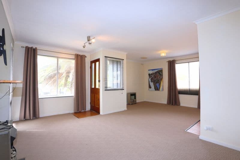 110 The Esplanade, Surf Beach VIC 3922, Surf Beach - Thumbnail 2