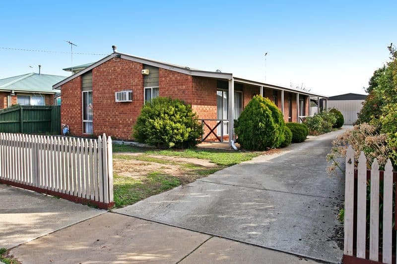 4 Sandalwood Court, GROVEDALE VIC 3216, Grovedale - Image 1