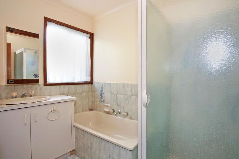4 Sandalwood Court, GROVEDALE VIC 3216, Grovedale - Thumbnail 6