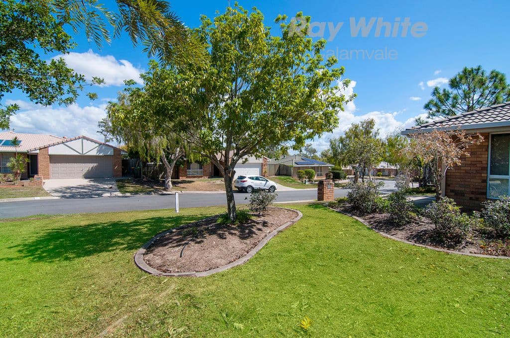 4 Moneghetti Place, CALAMVALE QLD 4116, Calamvale - Thumbnail 2