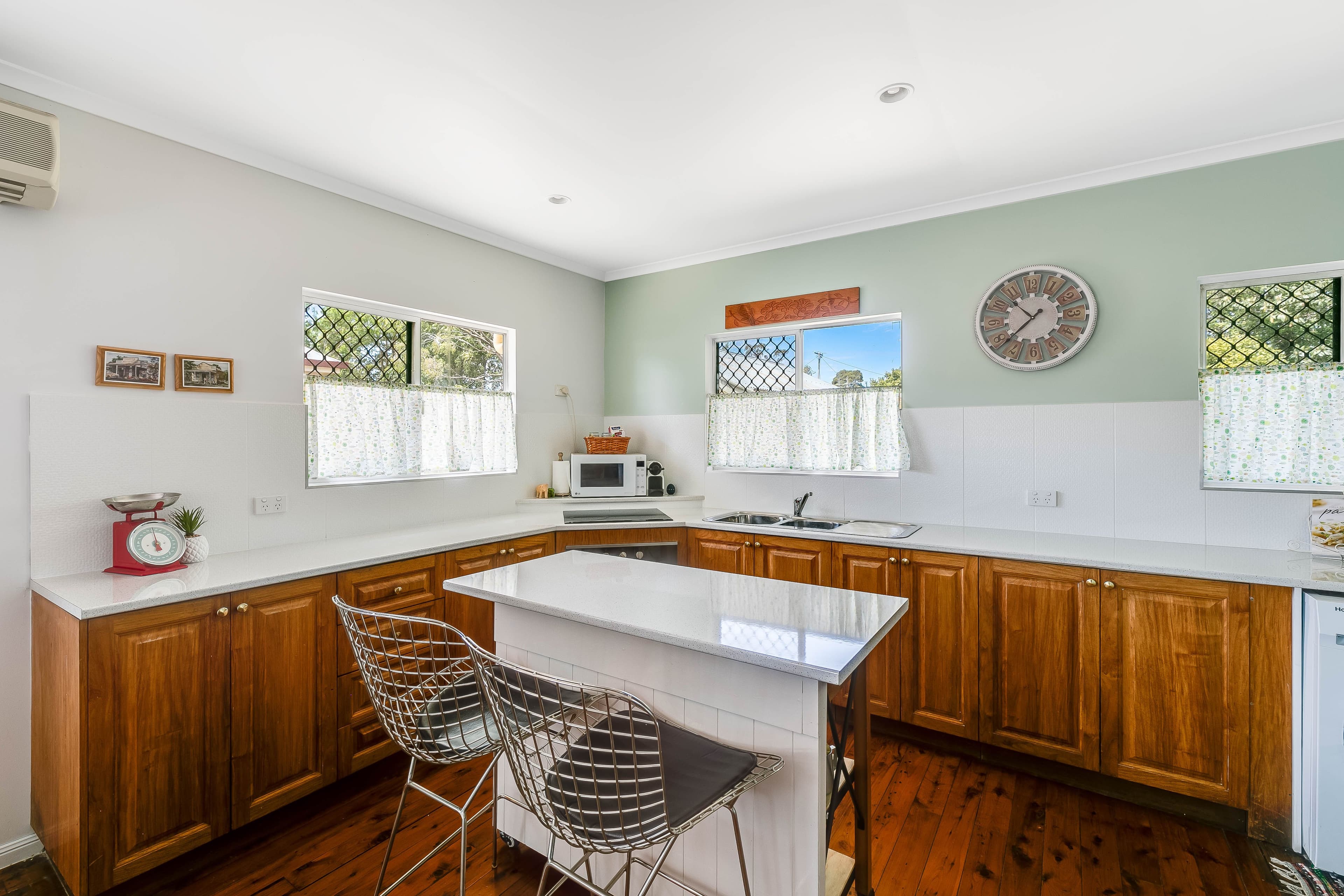 326 Bridge Street, Newtown QLD 4350, Newtown - Thumbnail 6