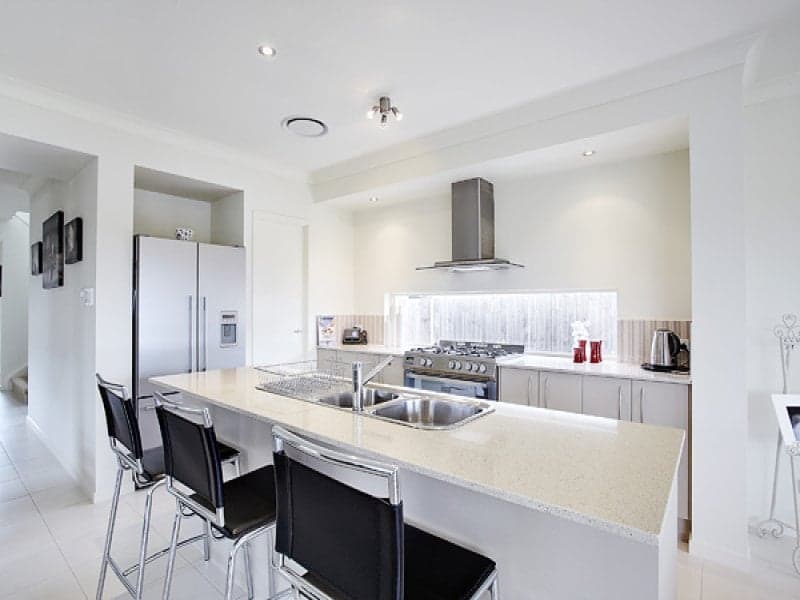 134 The Avenue, Springfield Lakes - Thumbnail 2