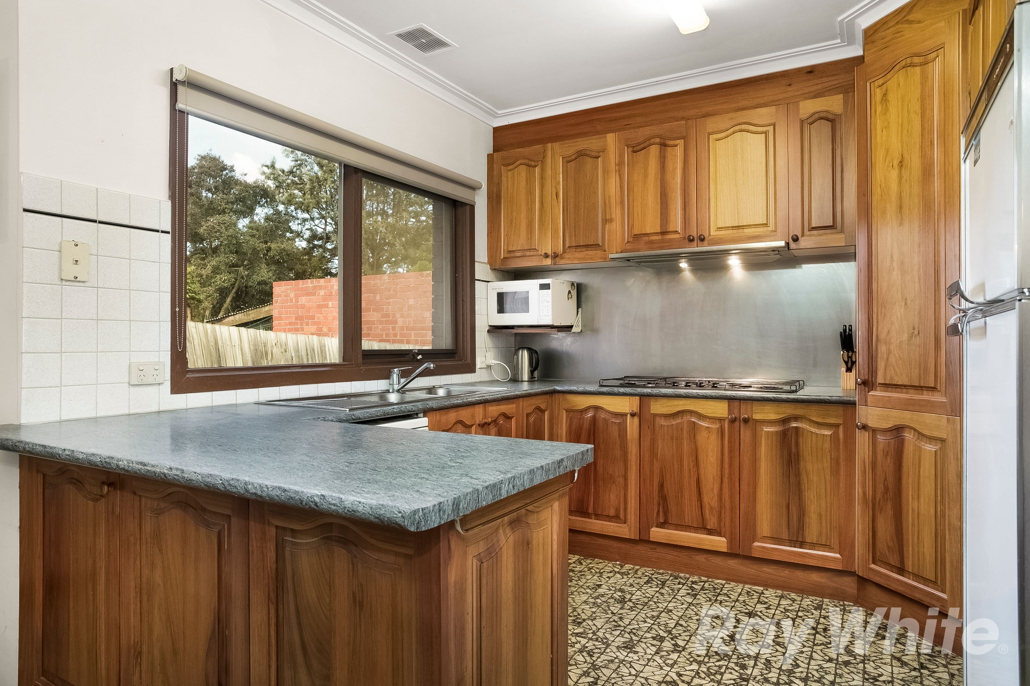 14 Gloucester Street, Mount Waverley VIC 3149, Mount Waverley - Thumbnail 3