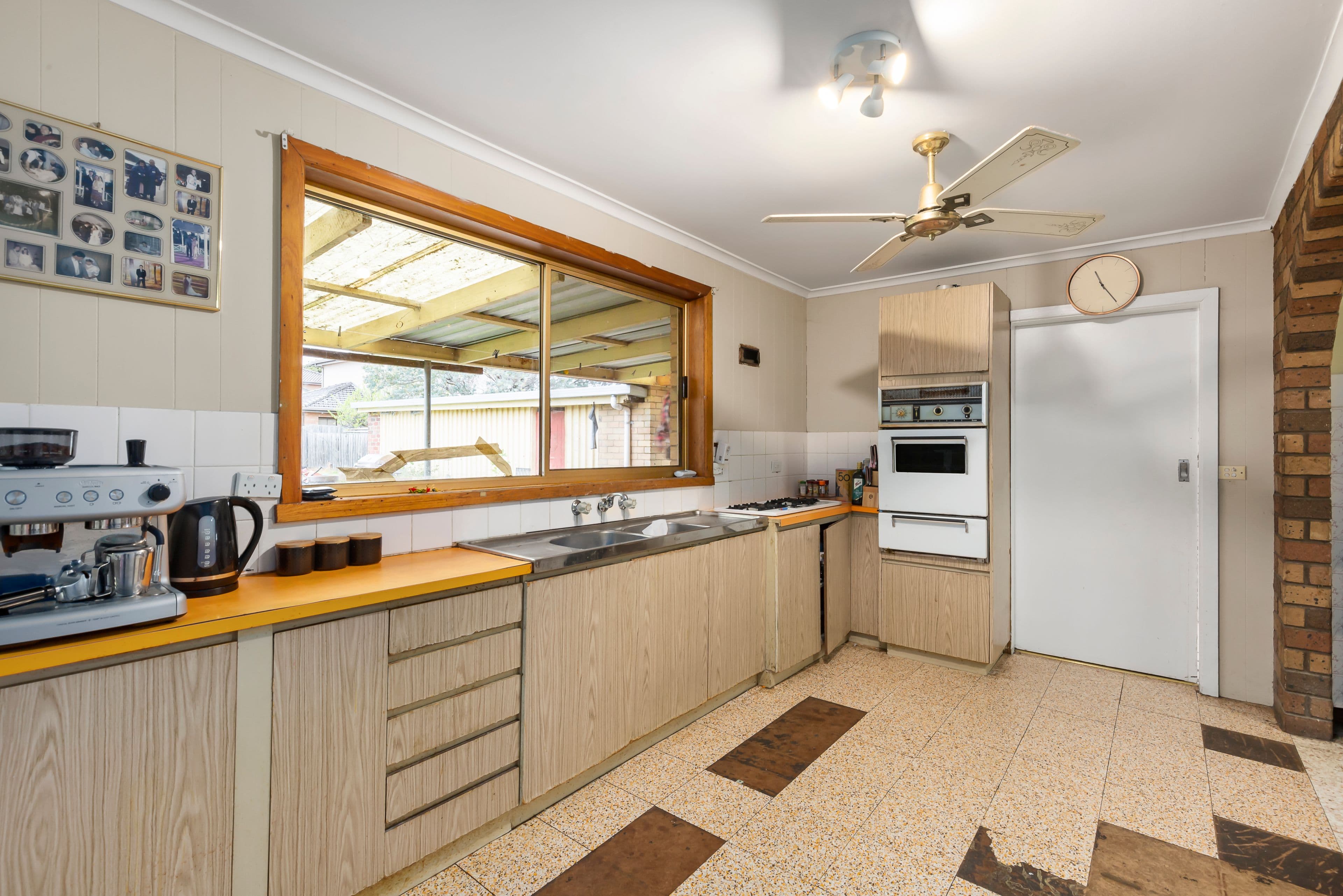 38 Botha Avenue, Reservoir VIC 3073, Reservoir - Thumbnail 5