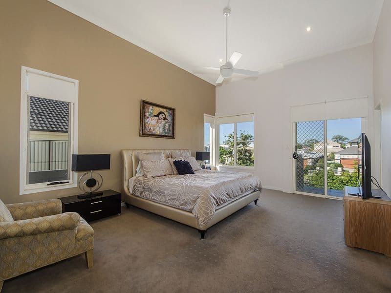 9 Menton Avenue, VARSITY LAKES QLD 4227, Varsity Lakes - Thumbnail 8