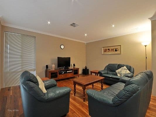 20 Pyrton Street, AVELEY WA 6069, Aveley - Thumbnail 6