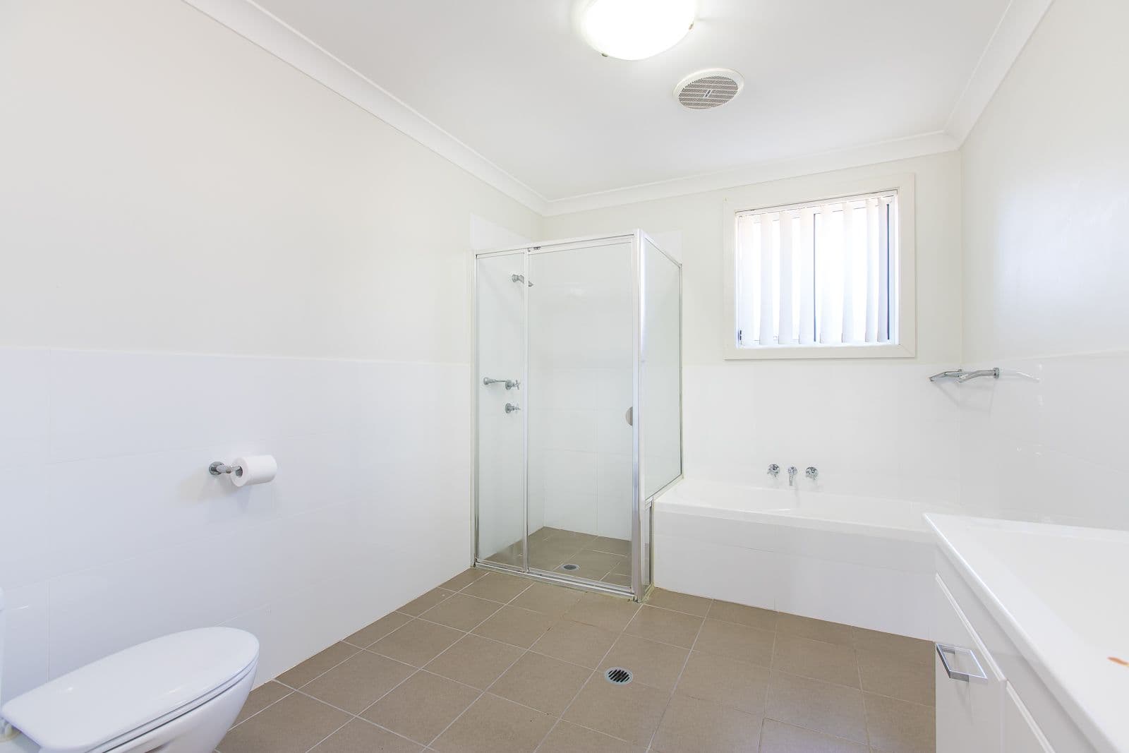 18 Croudace Road, Elermore Vale - Thumbnail 5