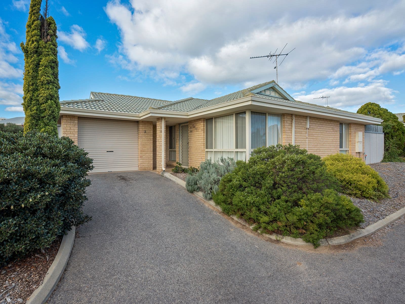 4 Mcdermott Avenue, Wandina WA 6530, Wandina - Thumbnail 2