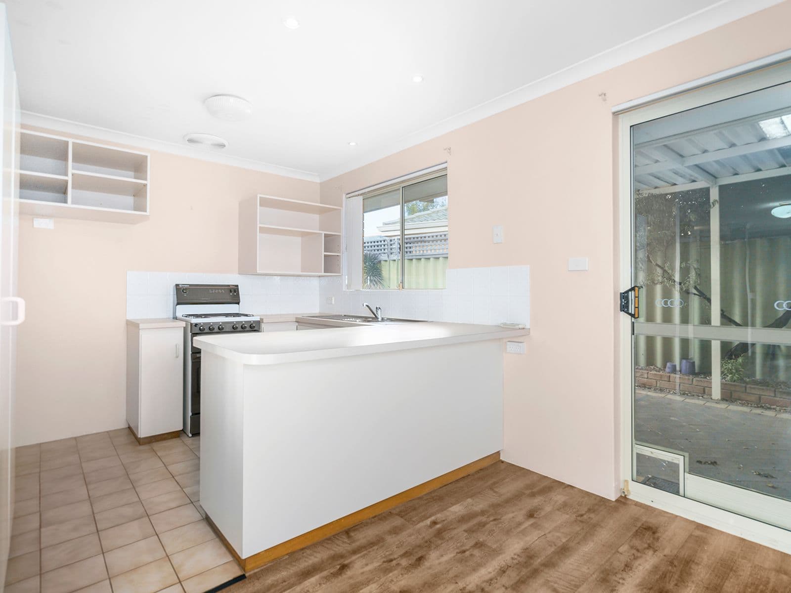 4 Mcdermott Avenue, Wandina WA 6530, Wandina - Thumbnail 4
