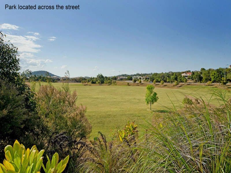 21 Carmarthen Circuit, PACIFIC PINES QLD 4211, Pacific Pines - Thumbnail 4