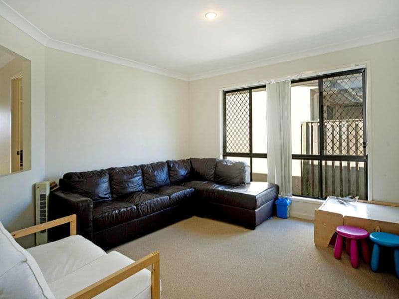 21 Carmarthen Circuit, PACIFIC PINES QLD 4211, Pacific Pines - Thumbnail 6