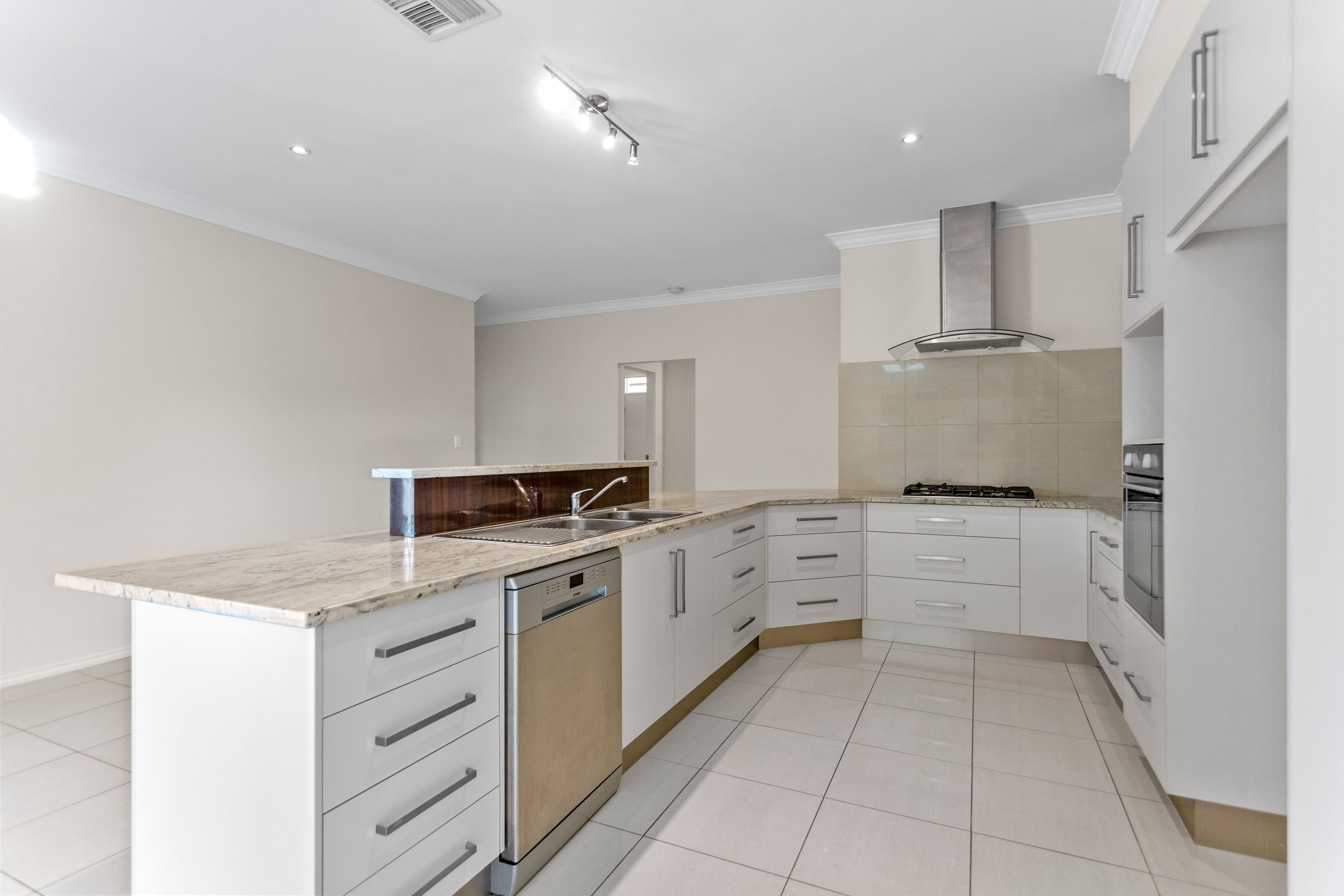 13 Freeman Avenue, Munno Para SA 5115, Munno Para - Thumbnail 7