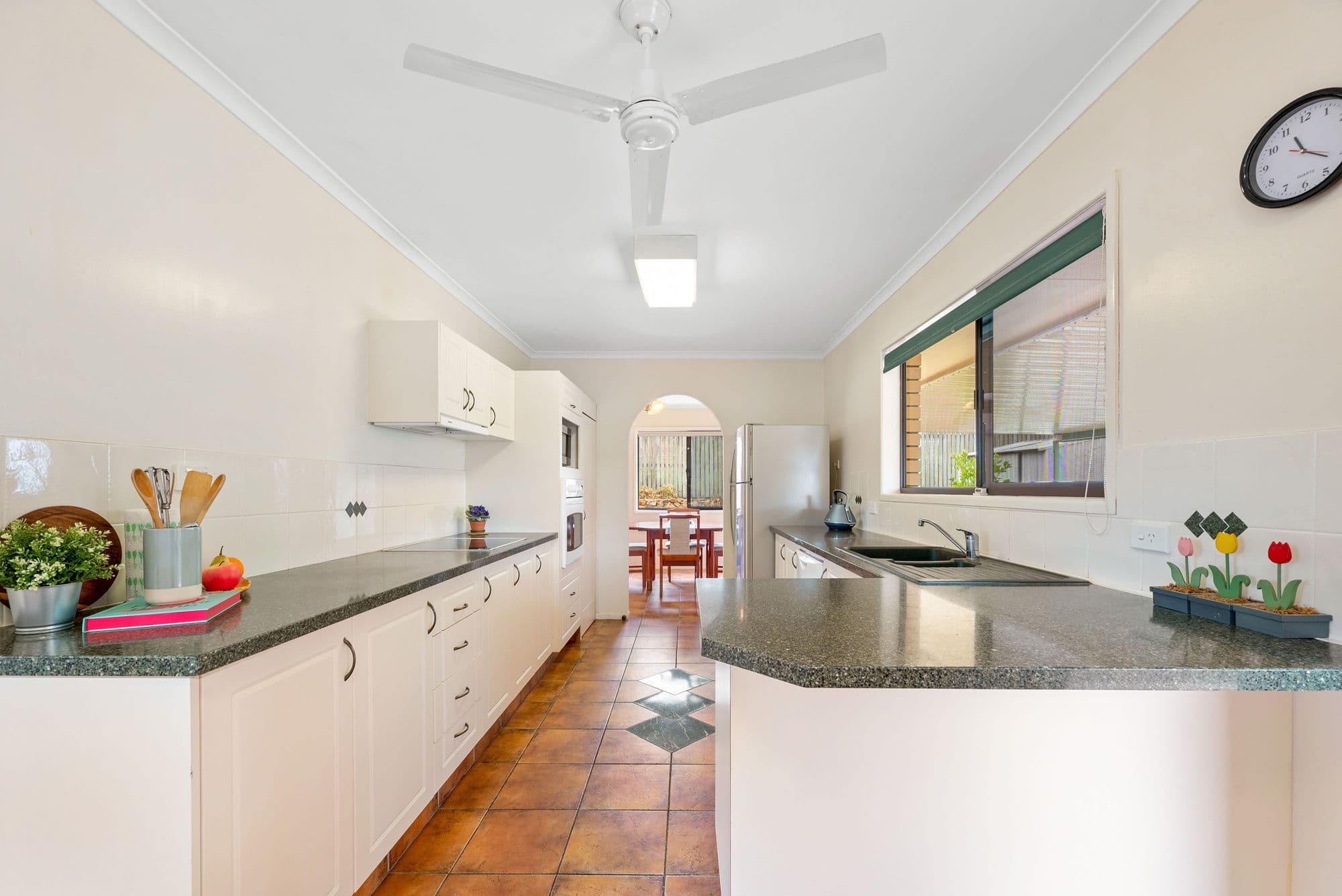 18 Hilder Road, The Gap QLD 4061, The Gap - Thumbnail 4