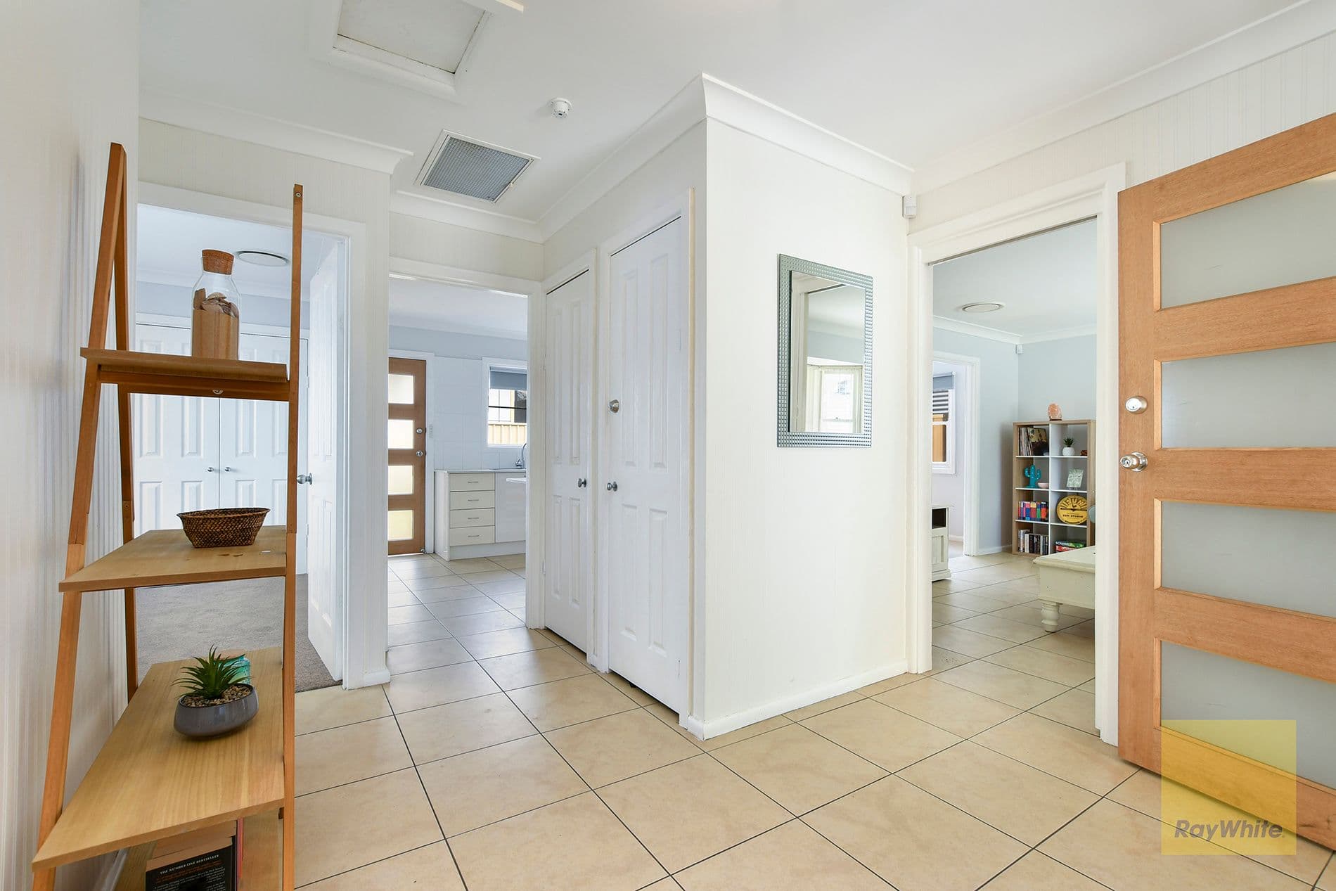 21 Sydney Avenue, Umina Beach - Thumbnail 2