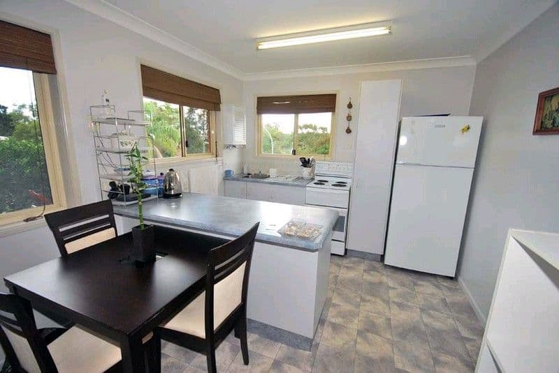 2 Talara Close, YEPPOON QLD 4703, Yeppoon - Thumbnail 2