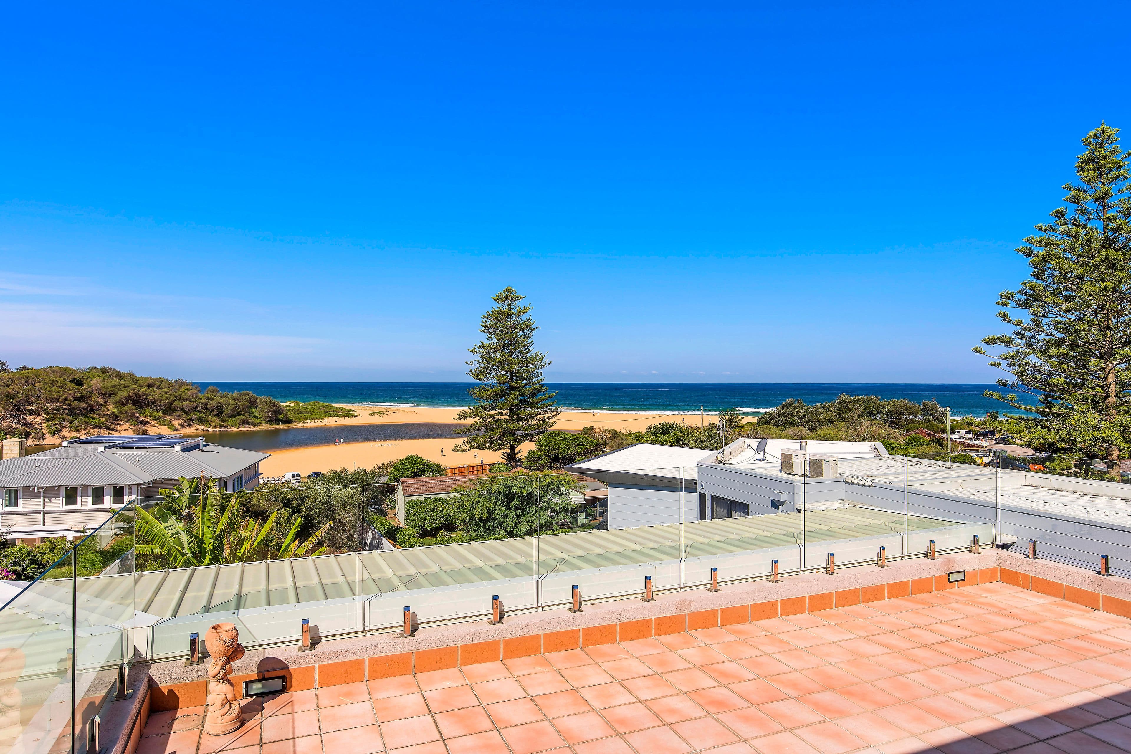 137 Ocean View Drive, Wamberal - Thumbnail 3