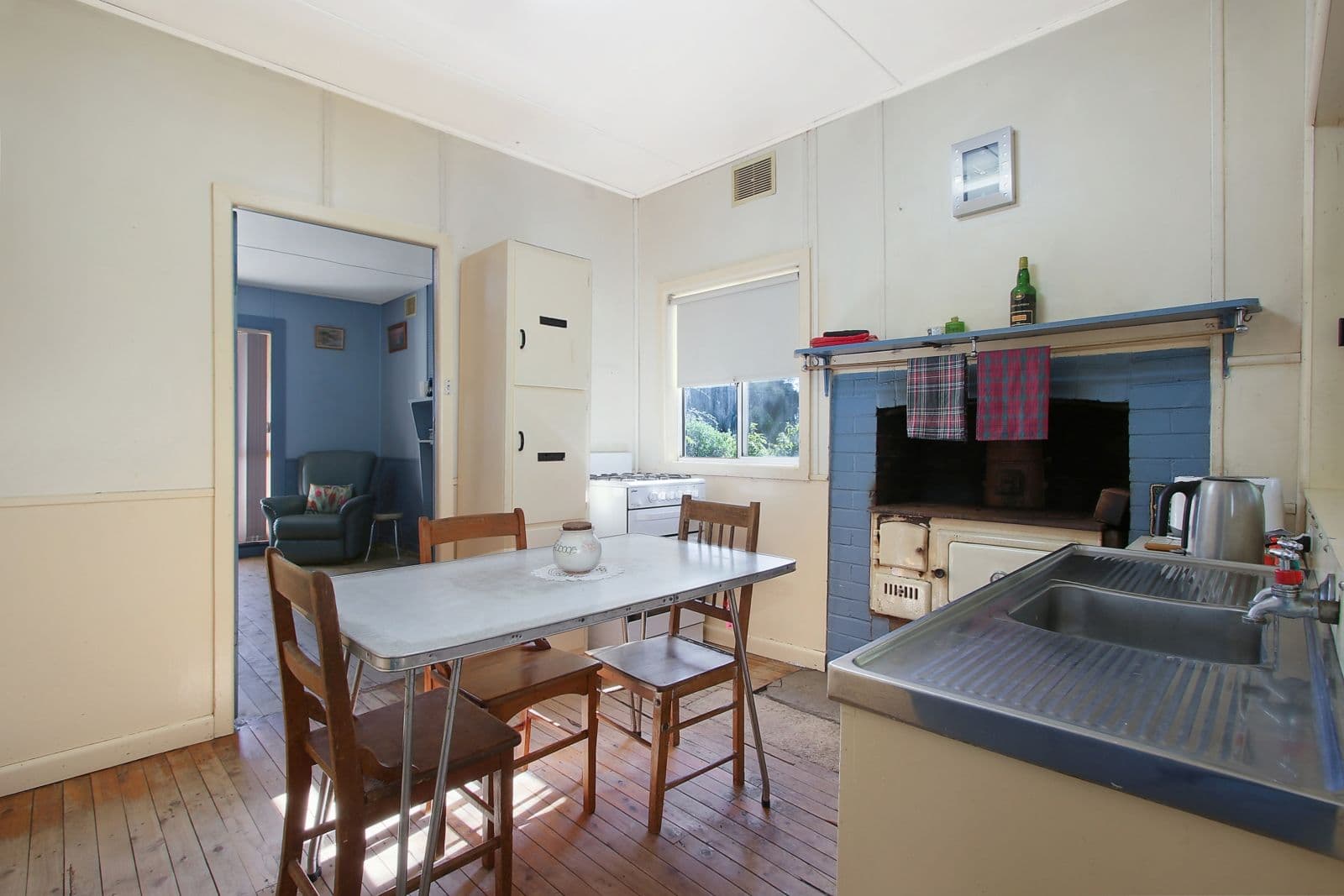 97 Balfour Street, Culcairn NSW 2660, Culcairn - Thumbnail 4