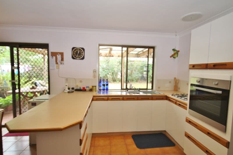 9 Crittenden Road, GLASS HOUSE MOUNTAINS QLD 4518, Glass House Mountains - Thumbnail 5