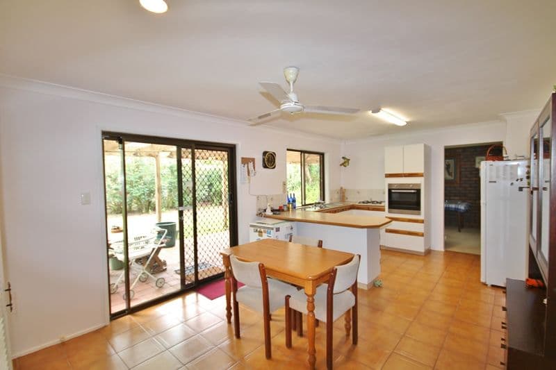 9 Crittenden Road, GLASS HOUSE MOUNTAINS QLD 4518, Glass House Mountains - Thumbnail 6